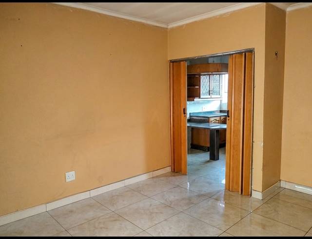 3 BEDROOM HOUSE FOR SALE IN SEBOKENG ZONE 14
